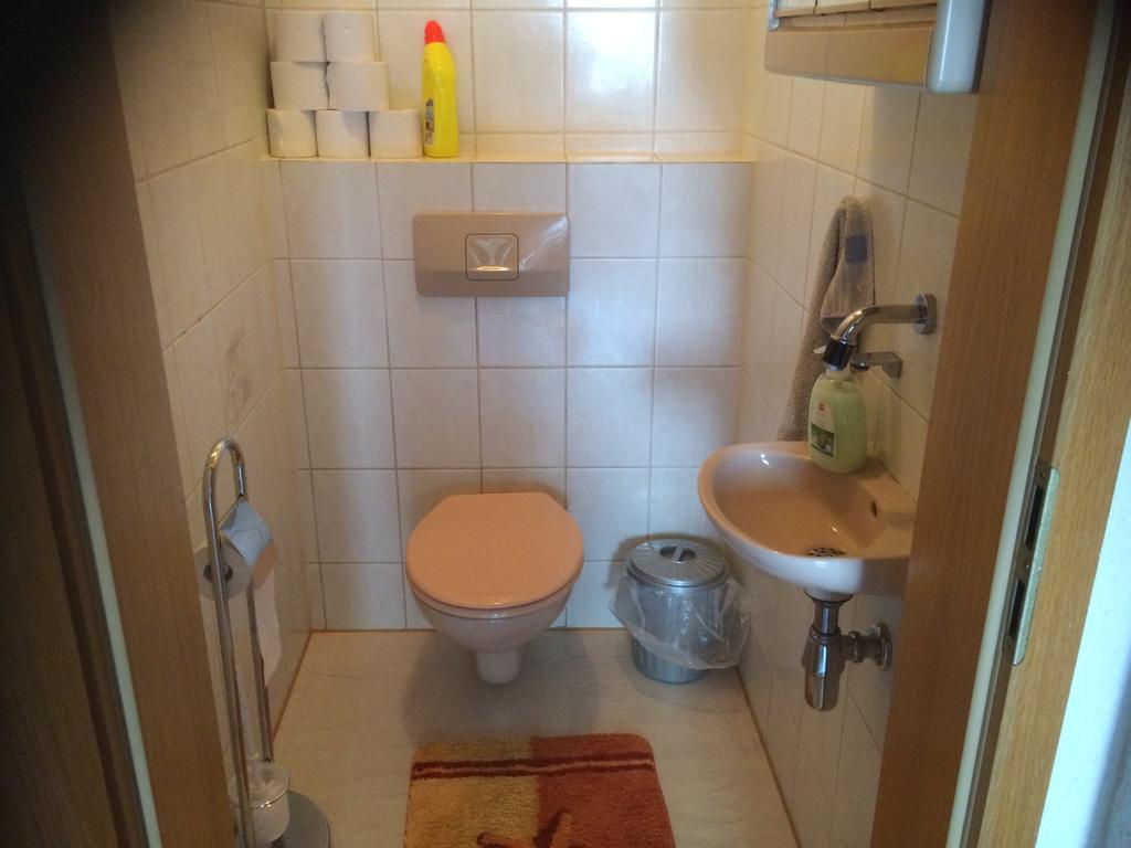 Zimmer Zur Ehemaligen Weinstube Untermberg ภายนอก รูปภาพ